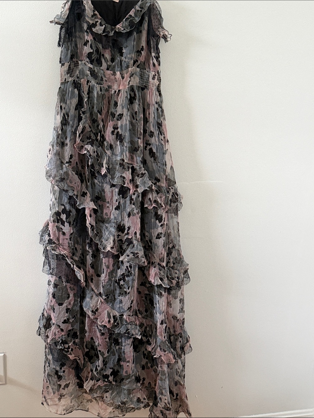 Love Sam! Ruffled Tiered Maxi Dress in Dusty Pink and Charcoal Size Small